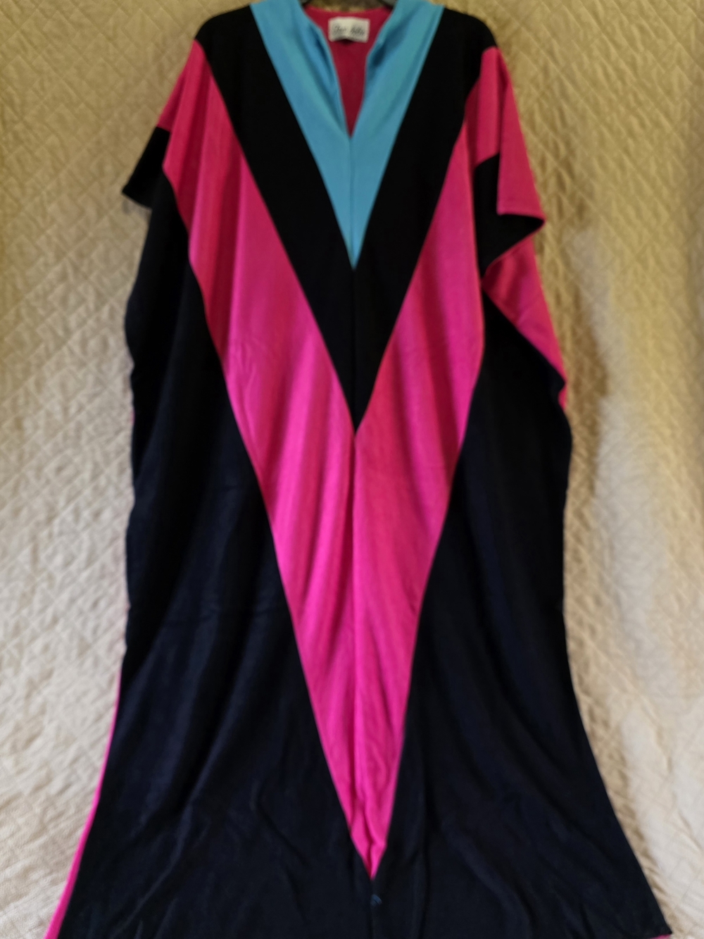 Vintage Tres Jolie Accessories Colorblock Kaftan in Black, Hot Pink & Turquoise
